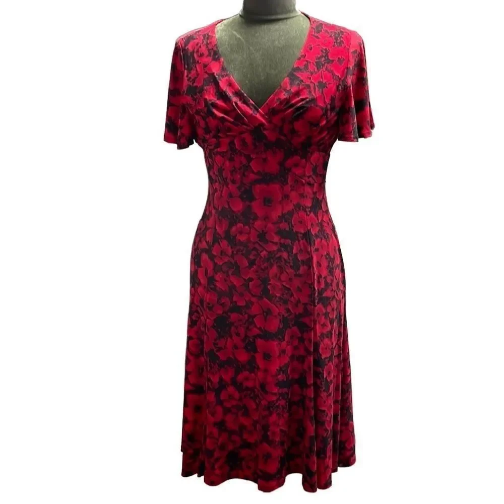 CHAPS Red Black Floral V-Neck Dress Small | Date Night Office Fall Chic Movie